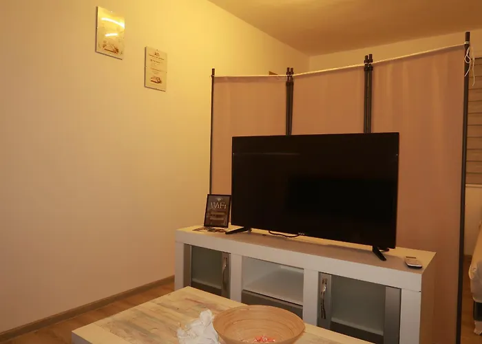 Armin With Great View & Quiet Apartamento